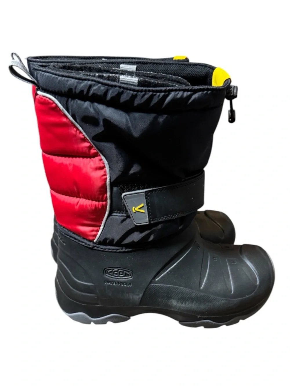 Keen Black Red Insulated Winter Boots Snow Big Kids Size 6 Outdoor Waterproof